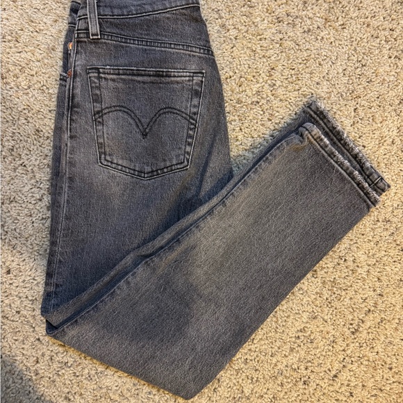 Levi’s 501 Cropped Jeans - Picture 4 of 4